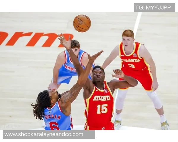 以老鹰进攻体系为核心的战术创新与球队发展战略分析