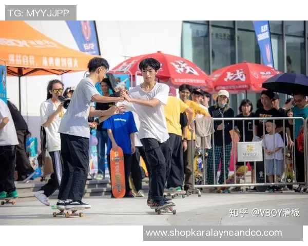 广州滑板队在世界街舞大赛中的逆袭之旅与荣耀时刻回顾 广州滑板队在世界街舞大赛中的逆袭之旅与荣耀时刻回顾